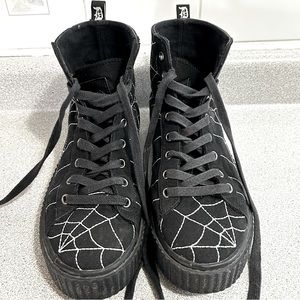 Demonia Spiderweb high tops
